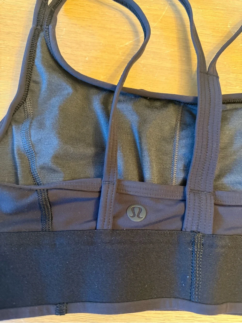 Lululemon logo train strappy bra size 6